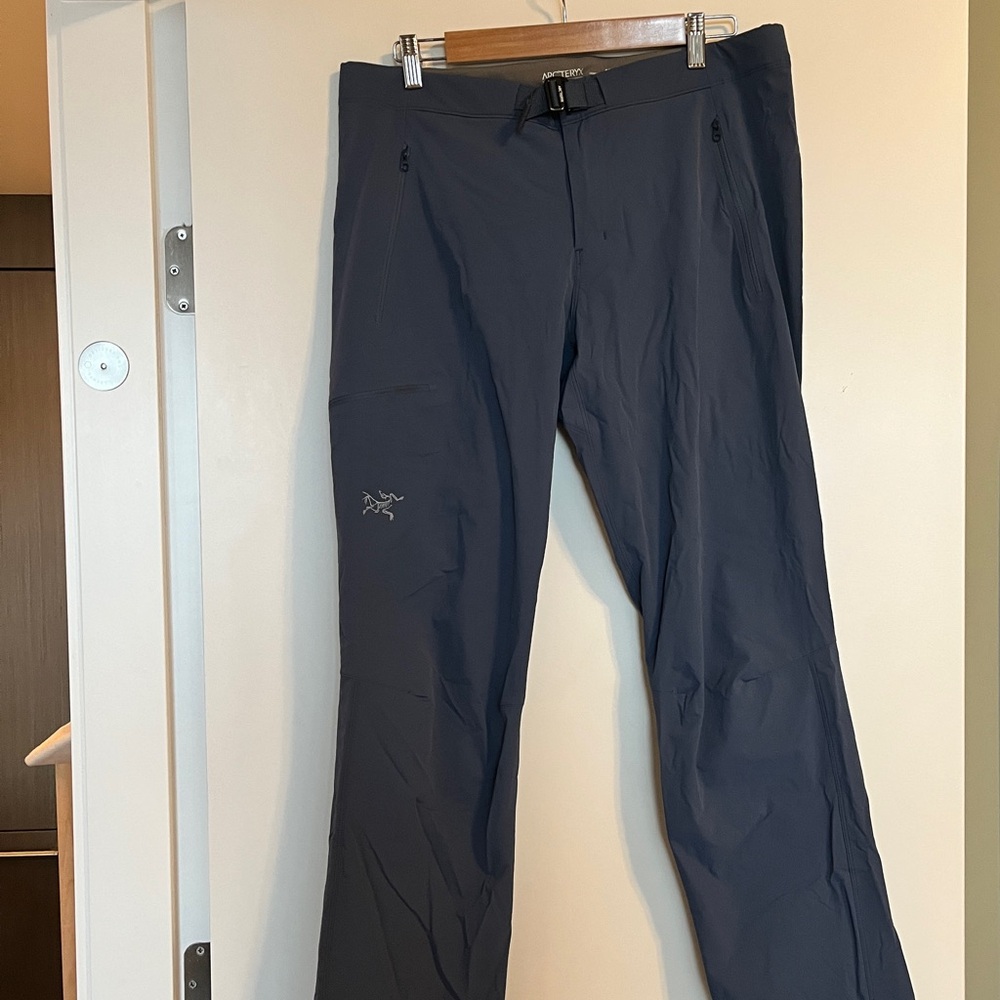 Arc'teryx Women’s Blue Gamma LT